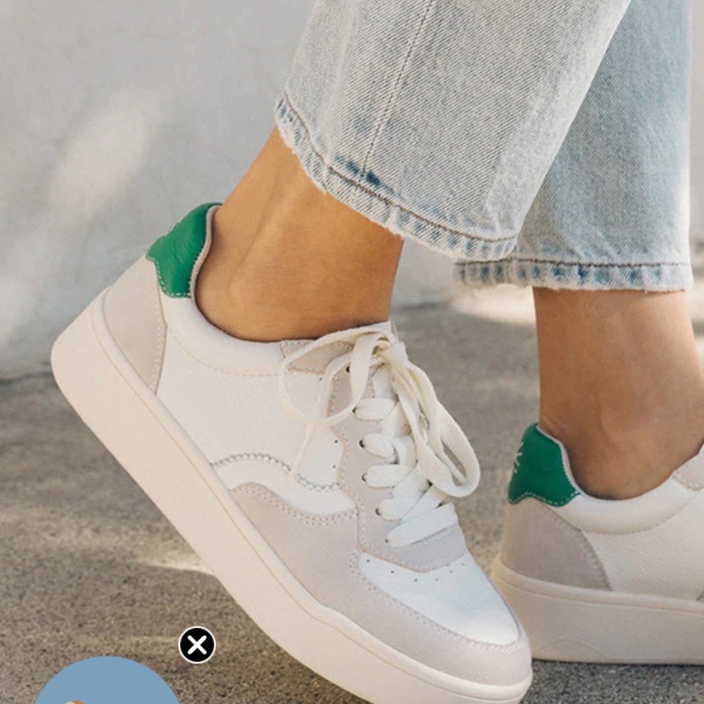 Soludos White and Green Retro-Inspired Sneakers with Chunky Sole